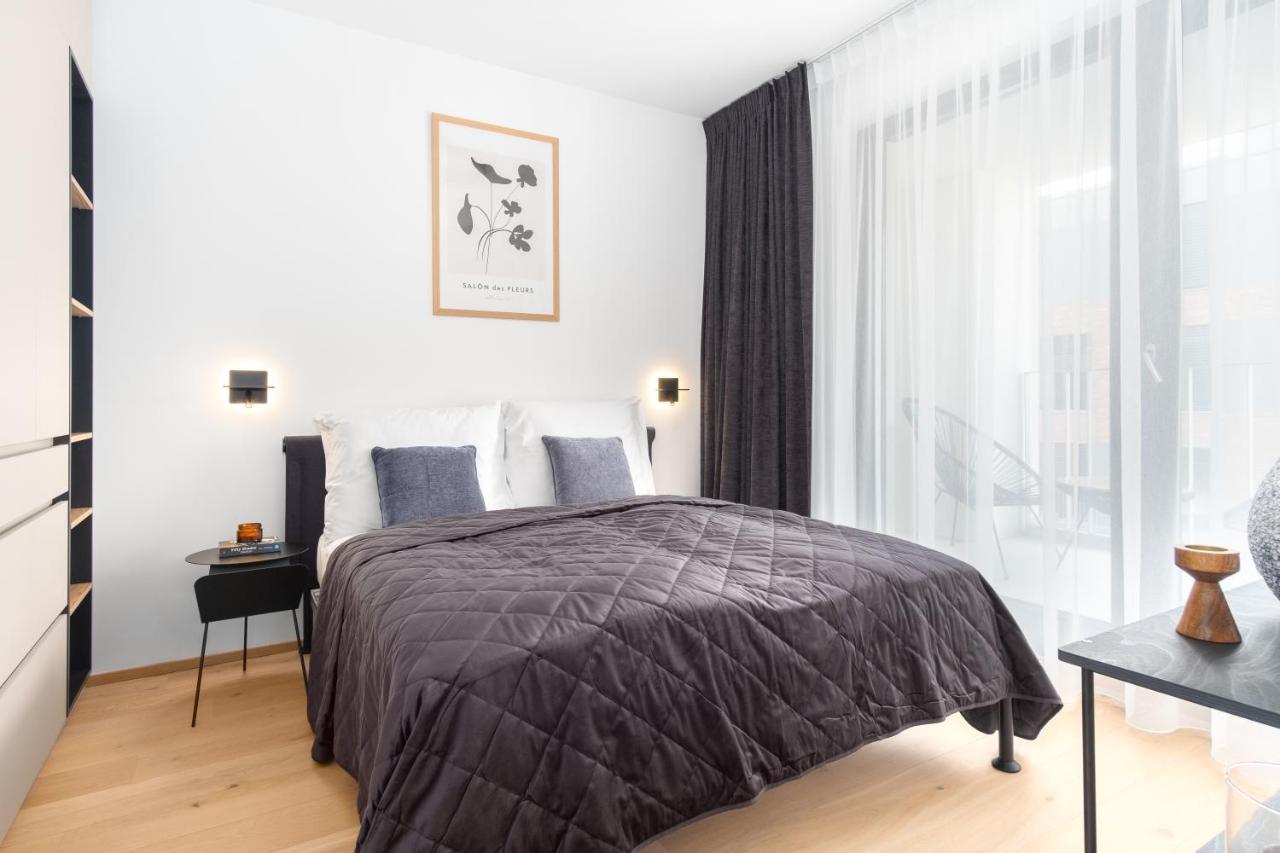 Prague Days - Premium Apartments - Balcony エクステリア 写真