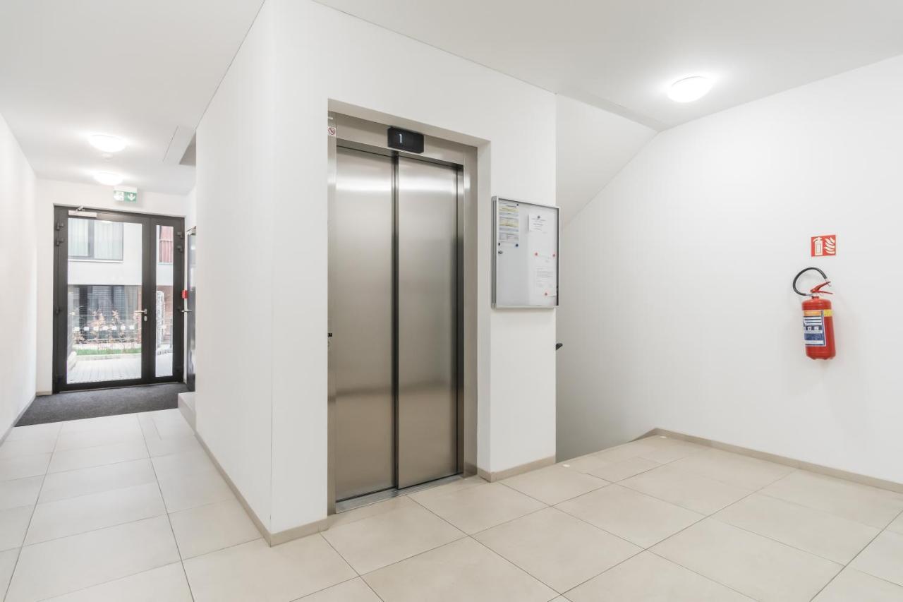 Prague Days - Premium Apartments - Balcony エクステリア 写真